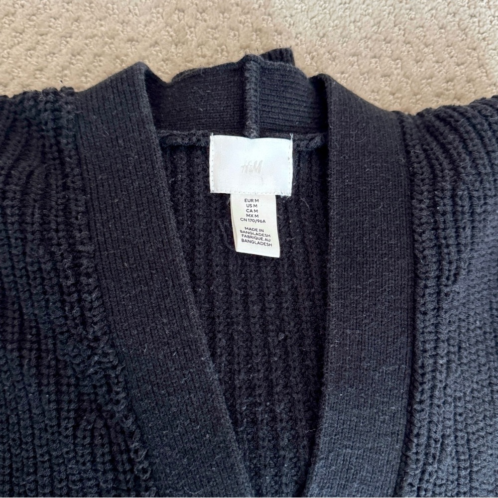H&M Rib Knit Cardigan - Picture 6 of 6